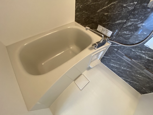 バス・シャワールーム　一日の疲れを癒してくれる大事な場所。