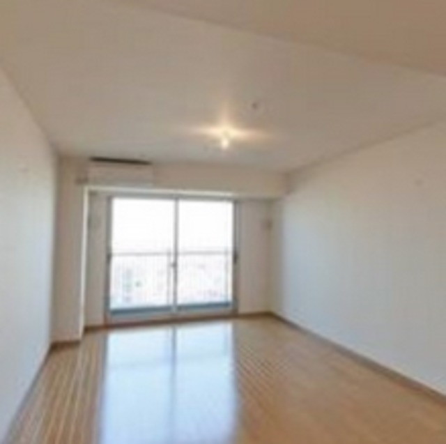 居室・リビング　※別部屋の参考写真です。