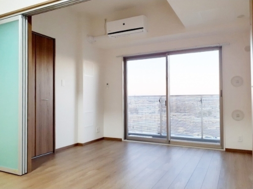 居室・リビング　【参考】同建物内の別のお部屋の画像です