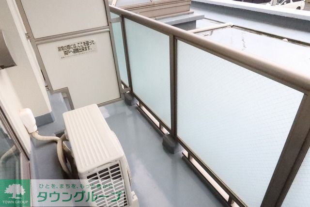 バルコニー