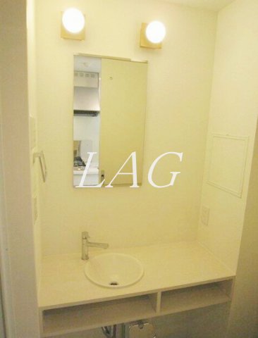 洗面設備　独立洗面台です。