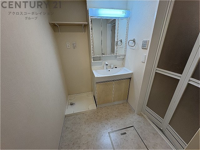 洗面設備　独立洗髪洗面化粧台です！