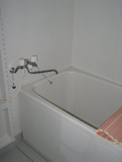 バス・シャワールーム　お風呂です