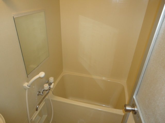 バス・シャワールーム　きれいなお風呂です♪