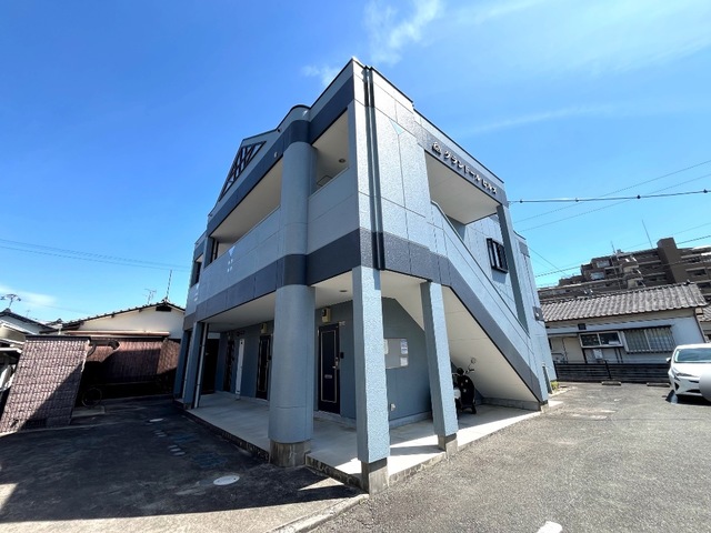 建物外観　綺麗な外観です☆