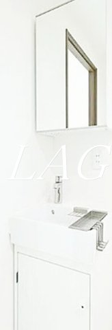 洗面設備　独立洗面台です。