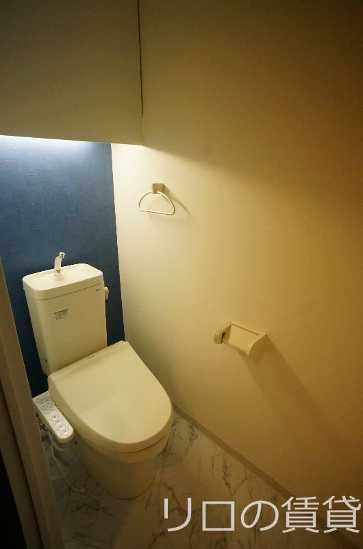 トイレ　別号室