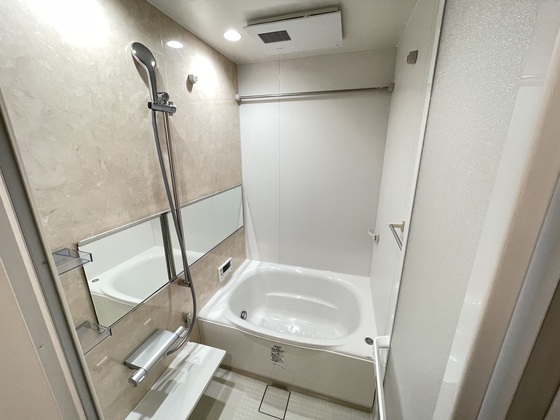 バス・シャワールーム