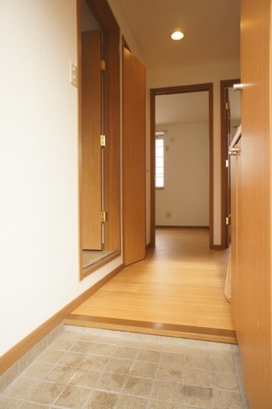 玄関　図面と現状に相違がある場合には現状を優先