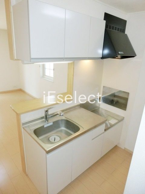 キッチン　広々としたキッチンスペース