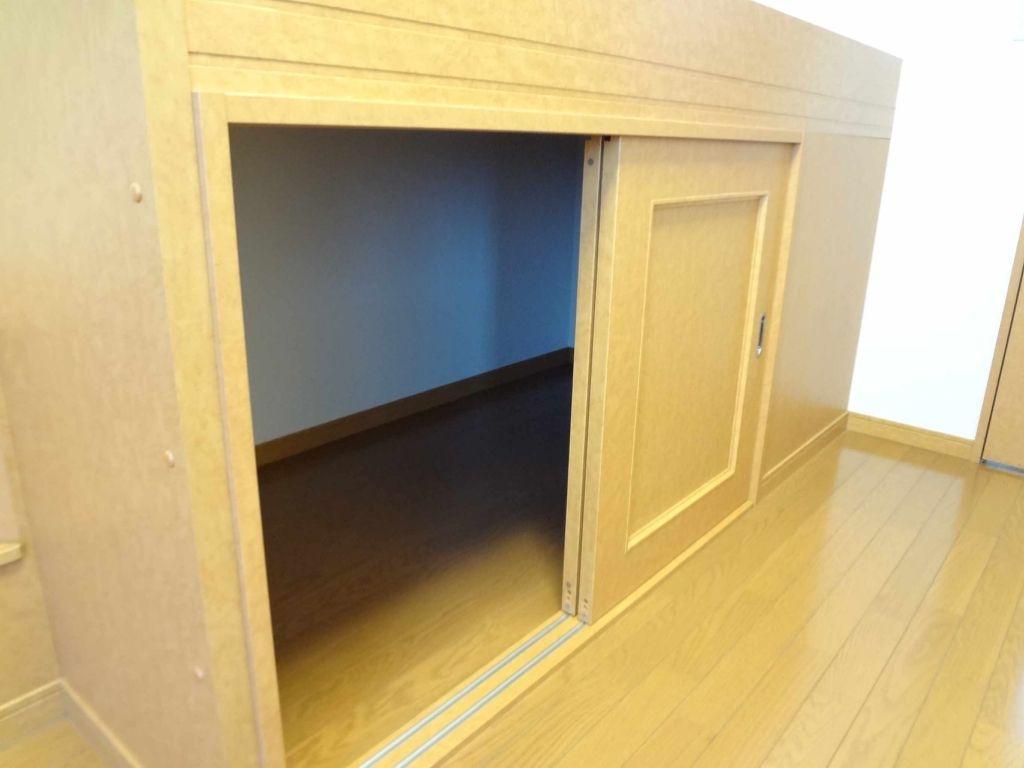 その他　ベッド下収納