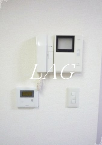 セキュリティ　モニター付きインターホンです。