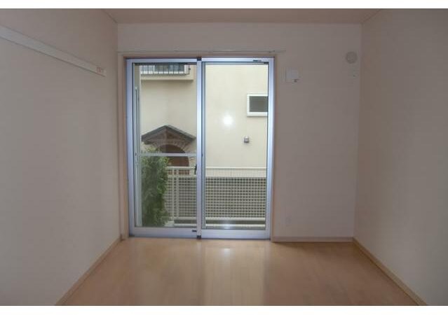 居室・リビング　使いやすい形の為、レイアウトを楽しめます♪