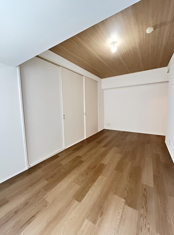 居室・リビング　☆明るい洋室☆