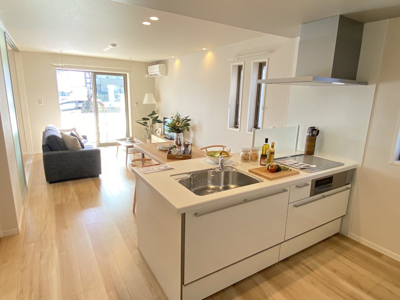 居室・リビング　※室内のインテリアはイメージです（参考）