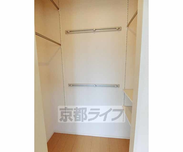 その他設備　浴室乾燥機付き