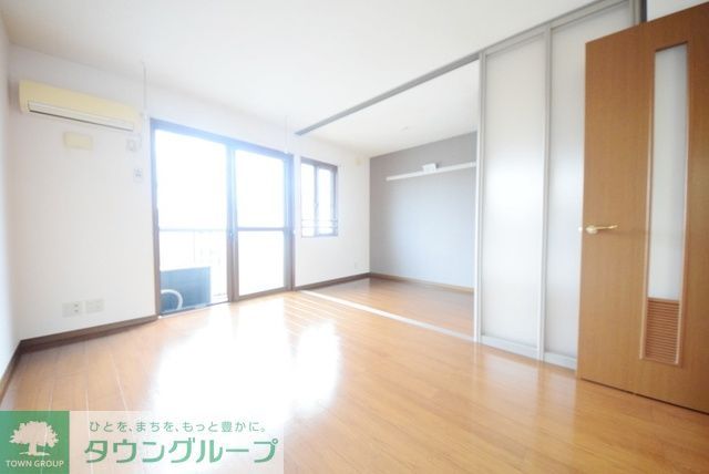 居室・リビング　開放的な1ＬＤＫ