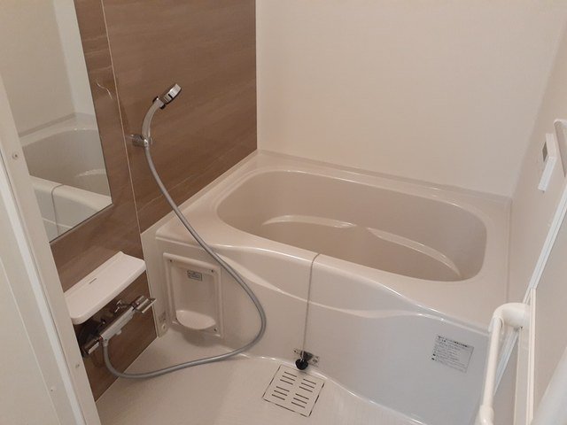 バス・シャワールーム　きれいなお風呂です