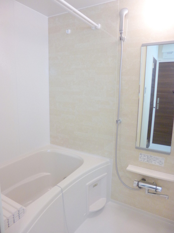 バス・シャワールーム　浴室乾燥機・追焚付き