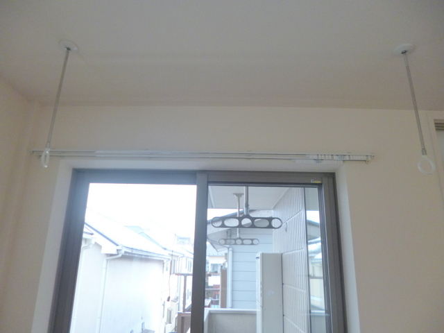 その他設備　雨の日でも安心の室内物干しフック