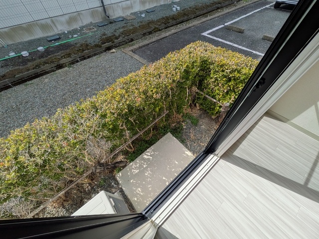 バルコニー　テラス