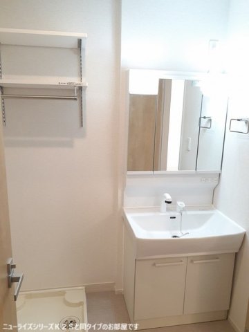 洗面設備　使いやすい洗面所です