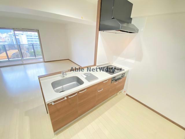 キッチン　同型タイプ　現況優先