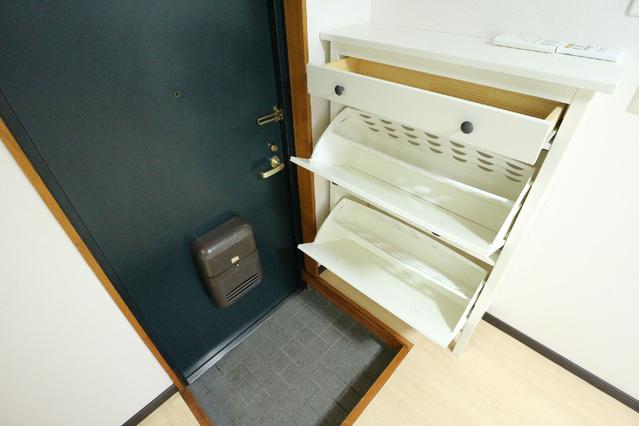 収納　収納　シューズボックス
