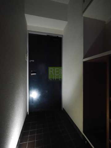 玄関　ロイヤルハイツ新宿御苑