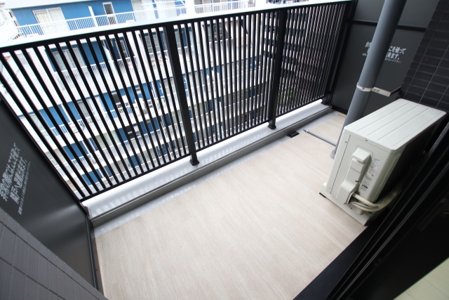 バルコニー　※別室の参考写真の為、現況優先です。