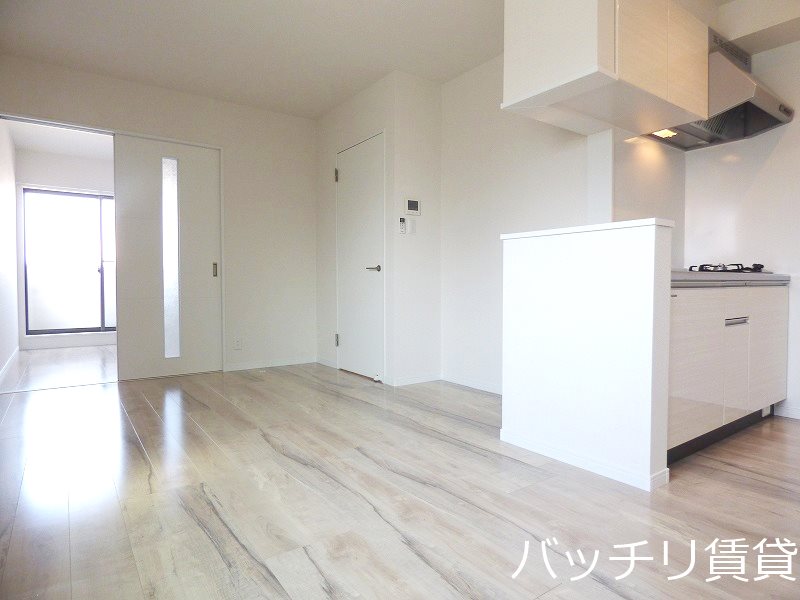 居室・リビング　※写真は同型タイプの為現状を優先いたします。