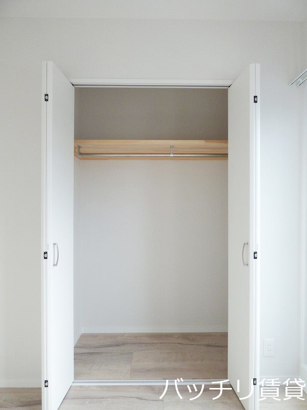 収納　※写真は同型タイプの為現状を優先いたします。