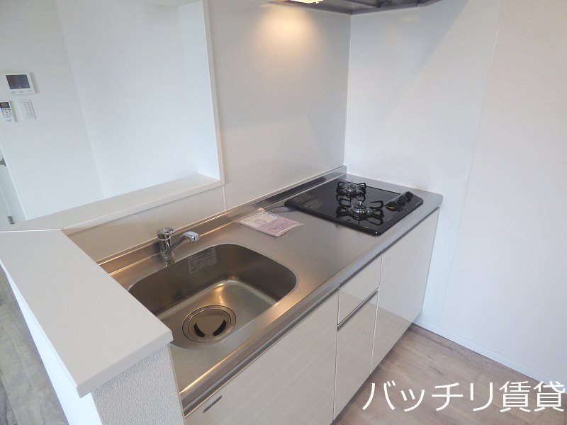 キッチン　※写真は同型タイプの為現状を優先いたします。