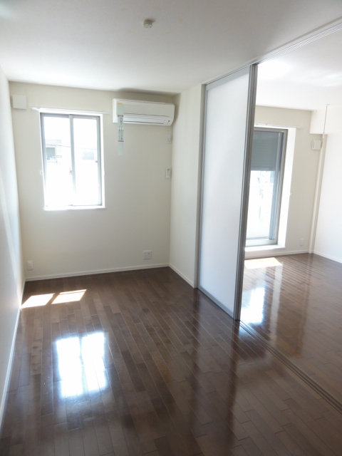 その他部屋・スペース　★明るい洋室★