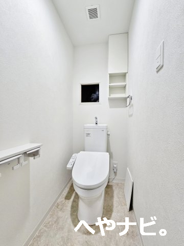 トイレ　※別号室写真です。