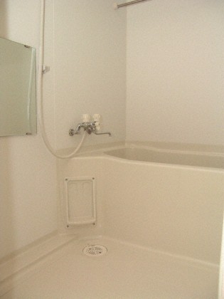 バス・シャワールーム　お風呂で日々の疲れを落としましょう