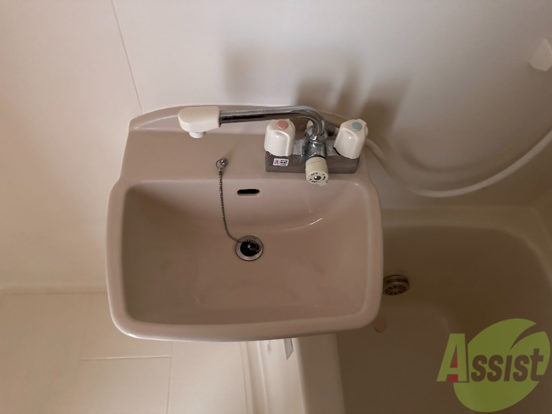 洗面設備　こちらの洗面台なので、朝の身支度もばっちりです。