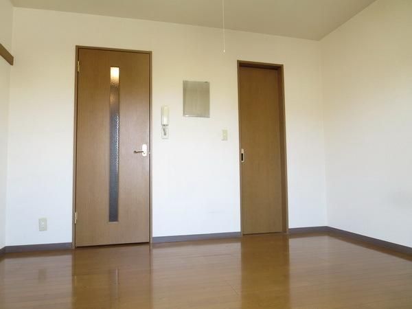 居室・リビング　★６帖の洋室★