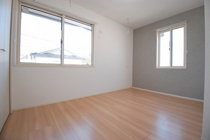 その他部屋・スペース　明るい色調の室内です