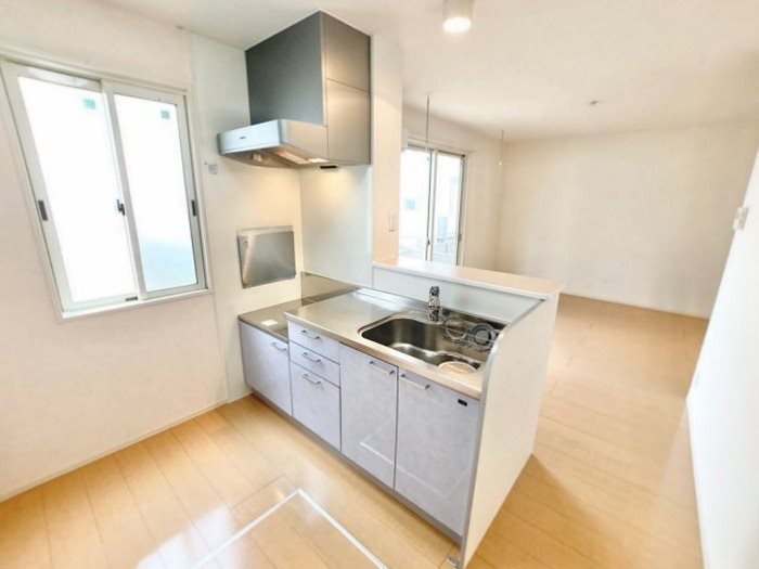 キッチン　※同タイプ部屋参照