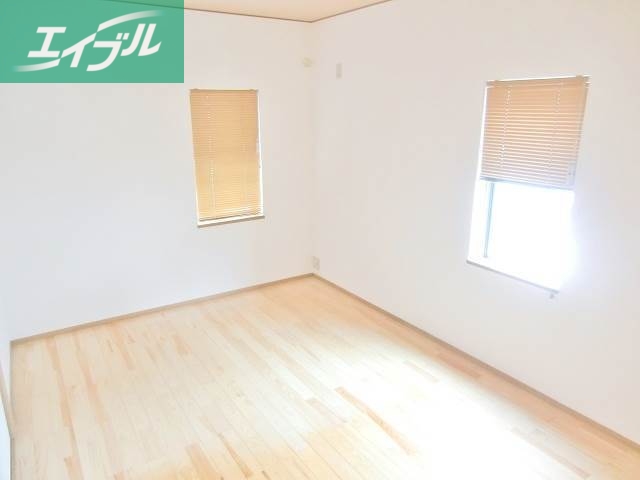 収納　全居室洋室