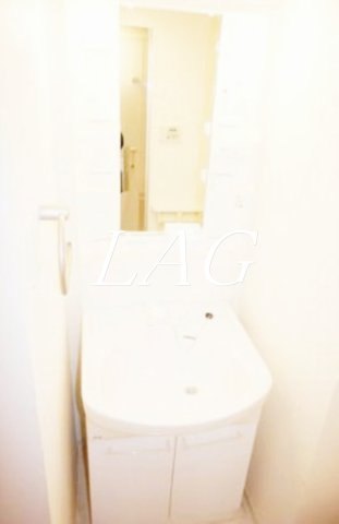 洗面設備　独立洗面台です。