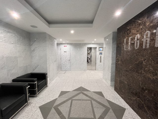 ロビー　建物の内部です