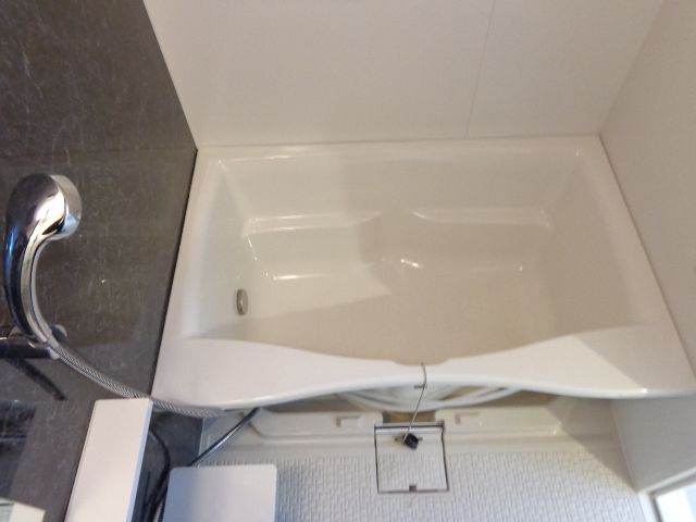 バス・シャワールーム　追い焚き機能付き