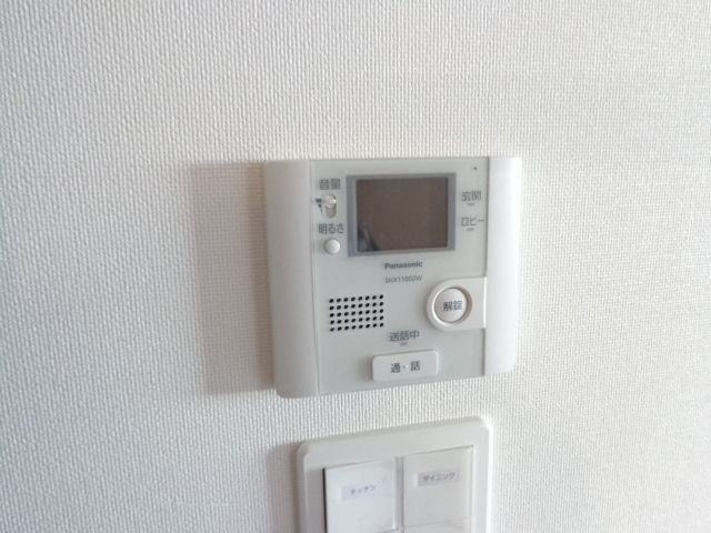 セキュリティ　TVモニター付きインターホン