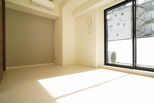 居室・リビング　内観※別部屋参考写真