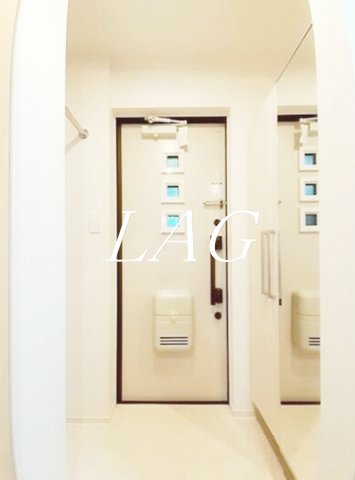 玄関　玄関です。