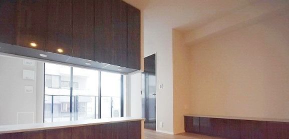 居室・リビング　別号室参考写真