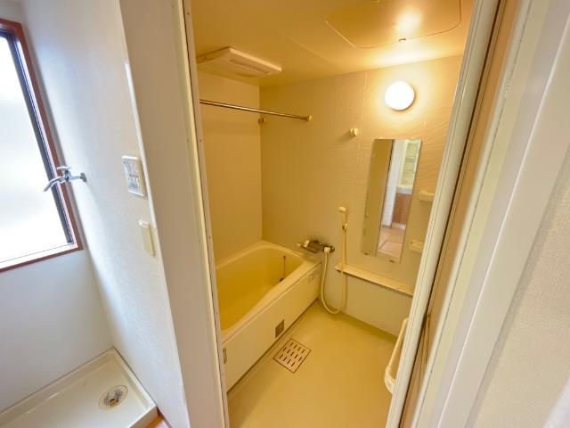 バス・シャワールーム　ユニットバス