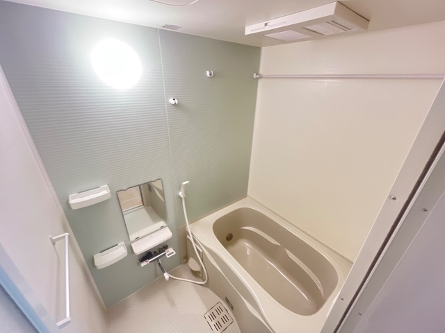 バス・シャワールーム　バス(イメージ)